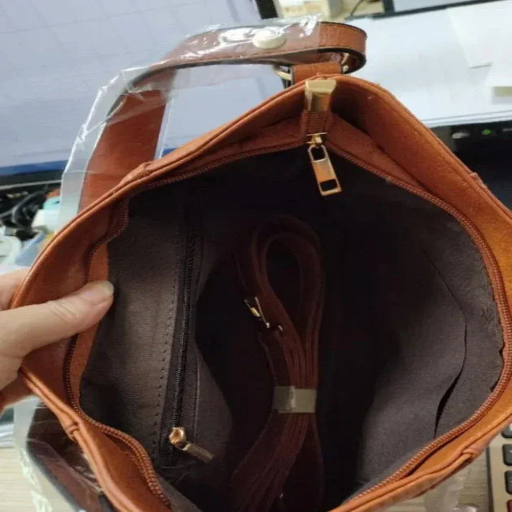 Georgia's Timeless Elegance | Borsa a spalla vintage