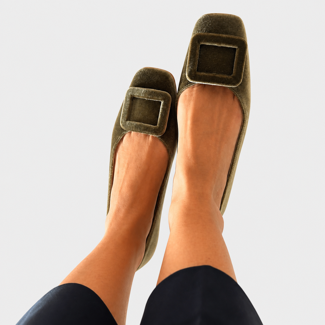 Noë™ | Swedish Leather Moccasins with Design