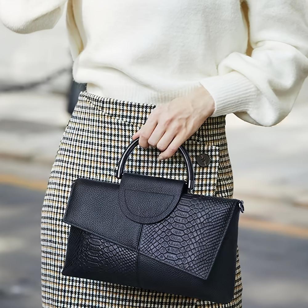 Cassandra | Borsa con opulento motivo coccodrillo