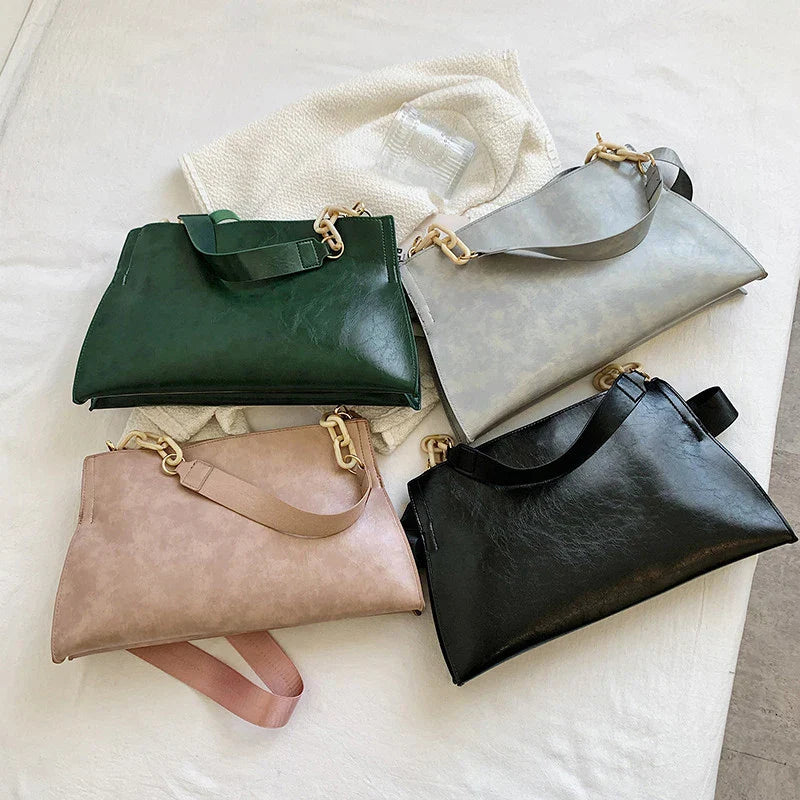 Elegant Soft Leather Shoulder Bag | Borsa capiente alla moda