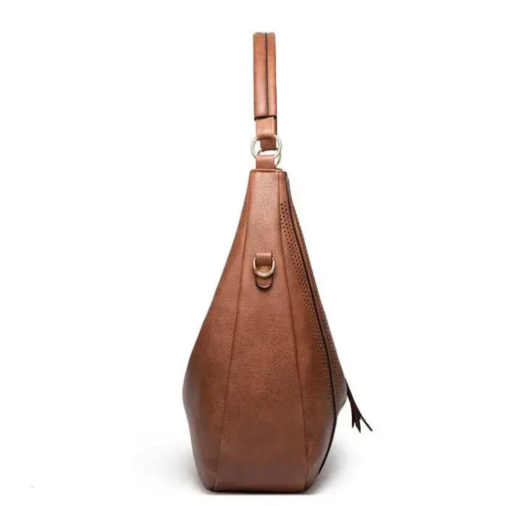 Classic Versatility of Minerva | Vintage Bag