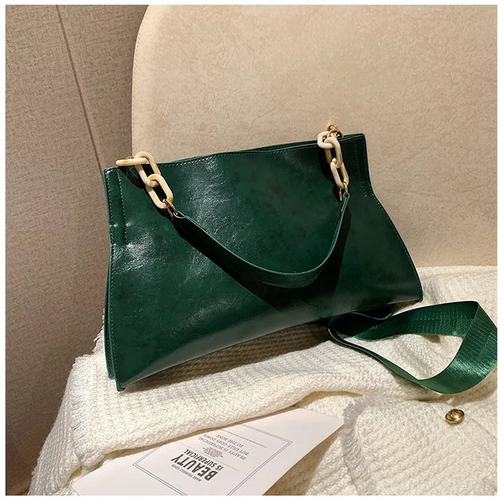 Elegant Soft Leather Shoulder Bag | Borsa capiente alla moda