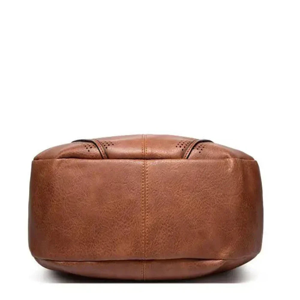 Classic Versatility of Minerva | Vintage Bag