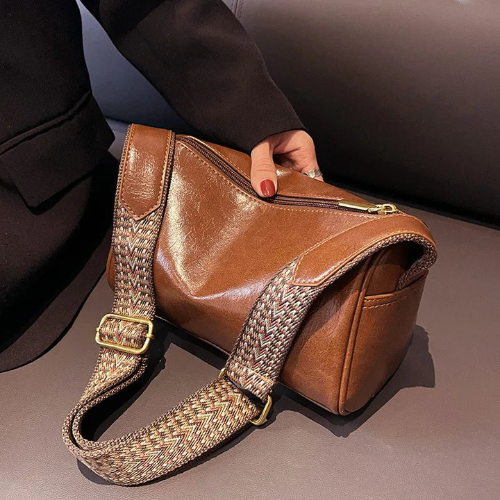 Boston Handbag in Chic Vintage PU Leather | Trendy Crossbody Bag