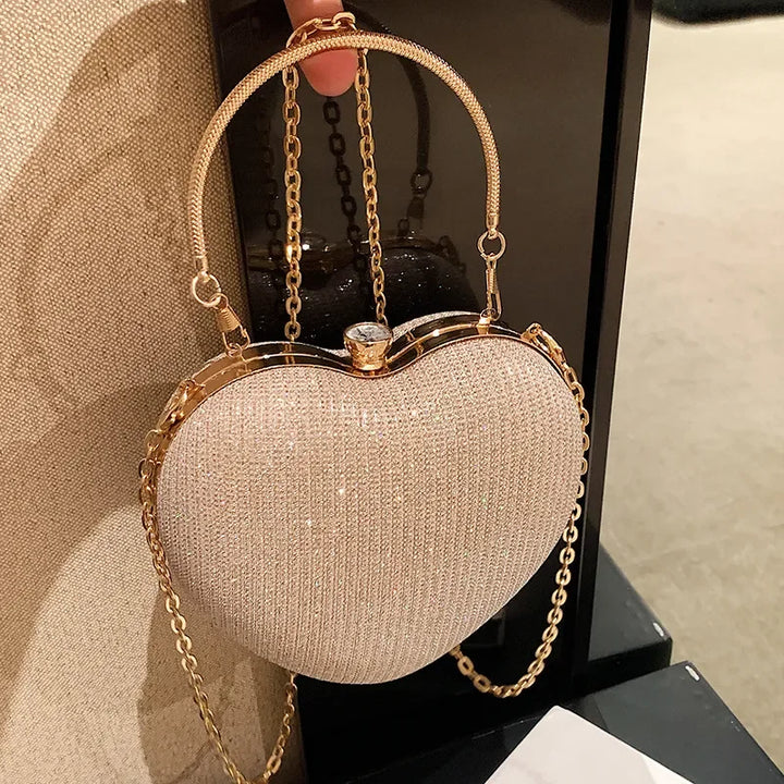 Borsa in metallo lucido a forma di cuore