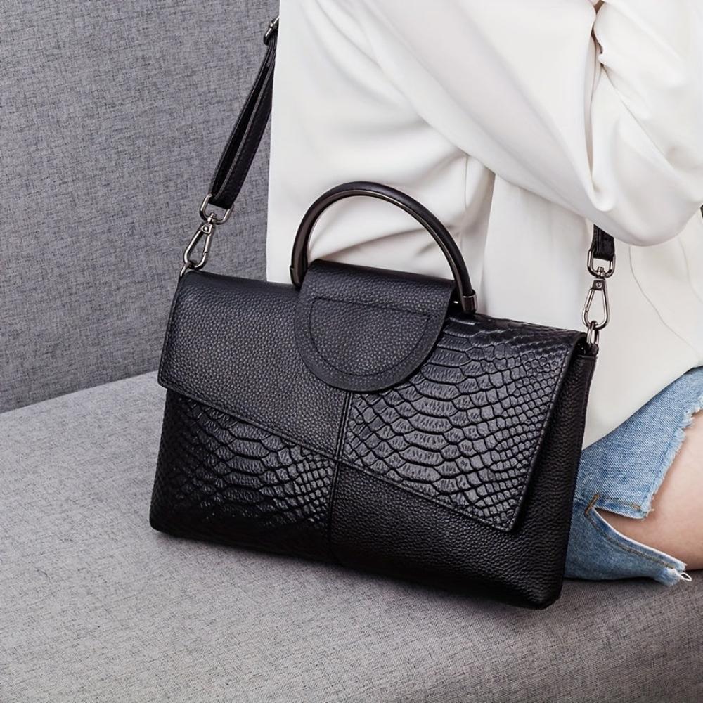 Cassandra | Borsa con opulento motivo coccodrillo