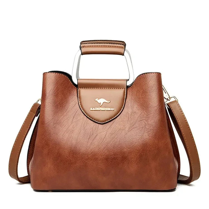 Borsa in pelle alla moda