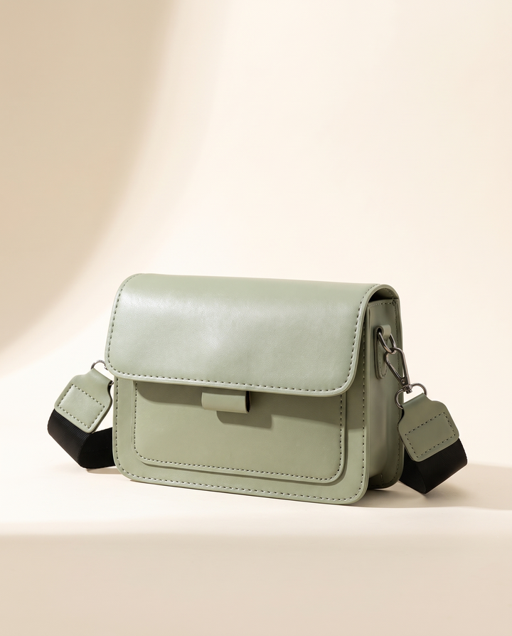 Elegant Crossbody Bags for Women | Versatile Small Clutch