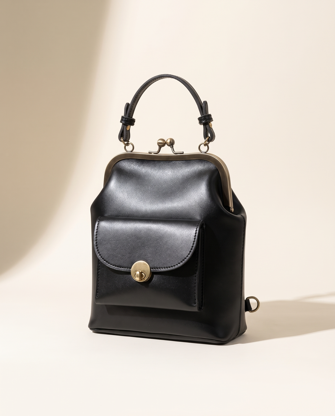 Vintage Kiss Lock Bag | Essential Retro Chic